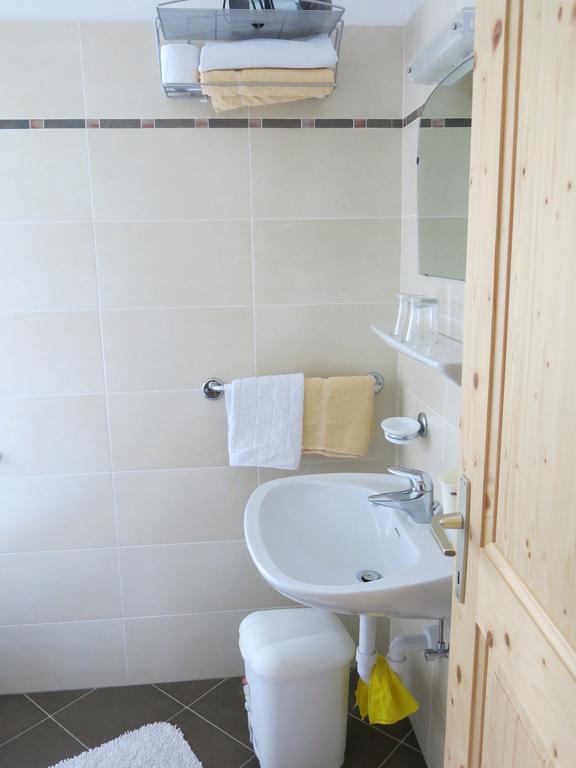 Wertischer Hof Apartment Термено Екстериор снимка